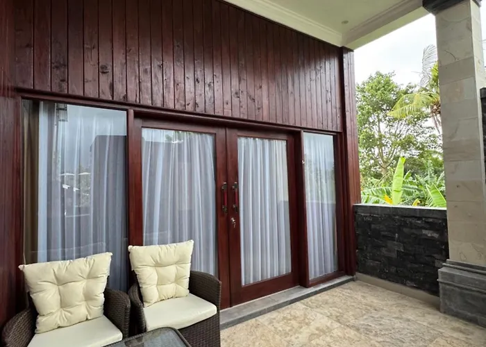 Murni's House * ロヴィーナ